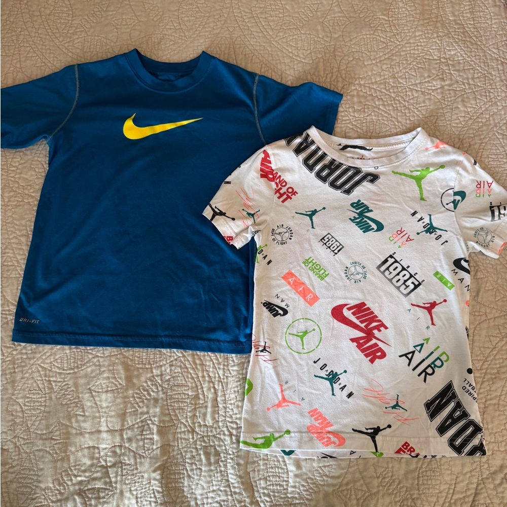 Nike Blue and Multicolor Graphic T-Shirts